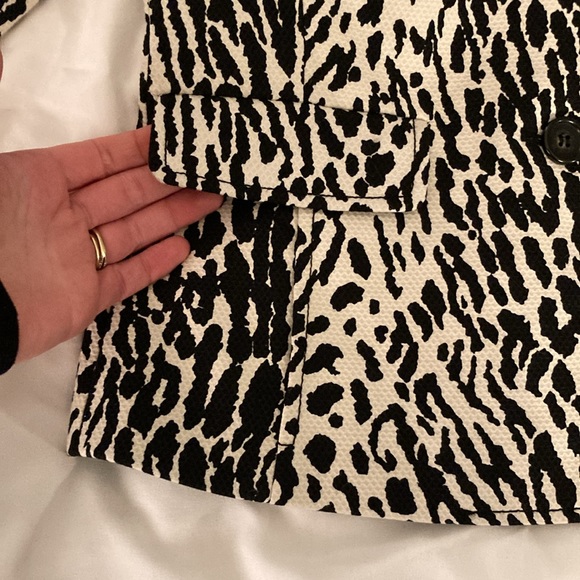 TALBOTS PETITES Animal Print Textured Jacket - Picture 8 of 9